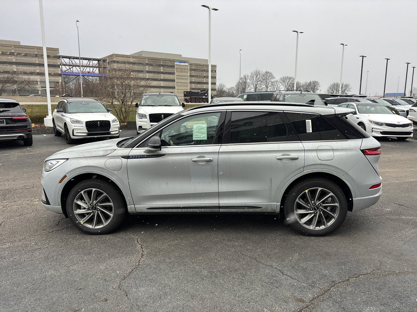 New 2026 Lincoln Corsair Grand Touring image 4