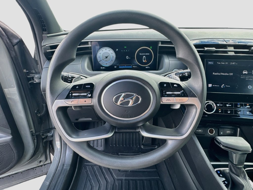 Used 2023 Hyundai Santa Cruz Night AWD/4WD image 11