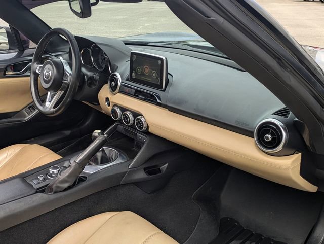 Used 2016 MAZDA MX-5 Miata Grand Touring image 25