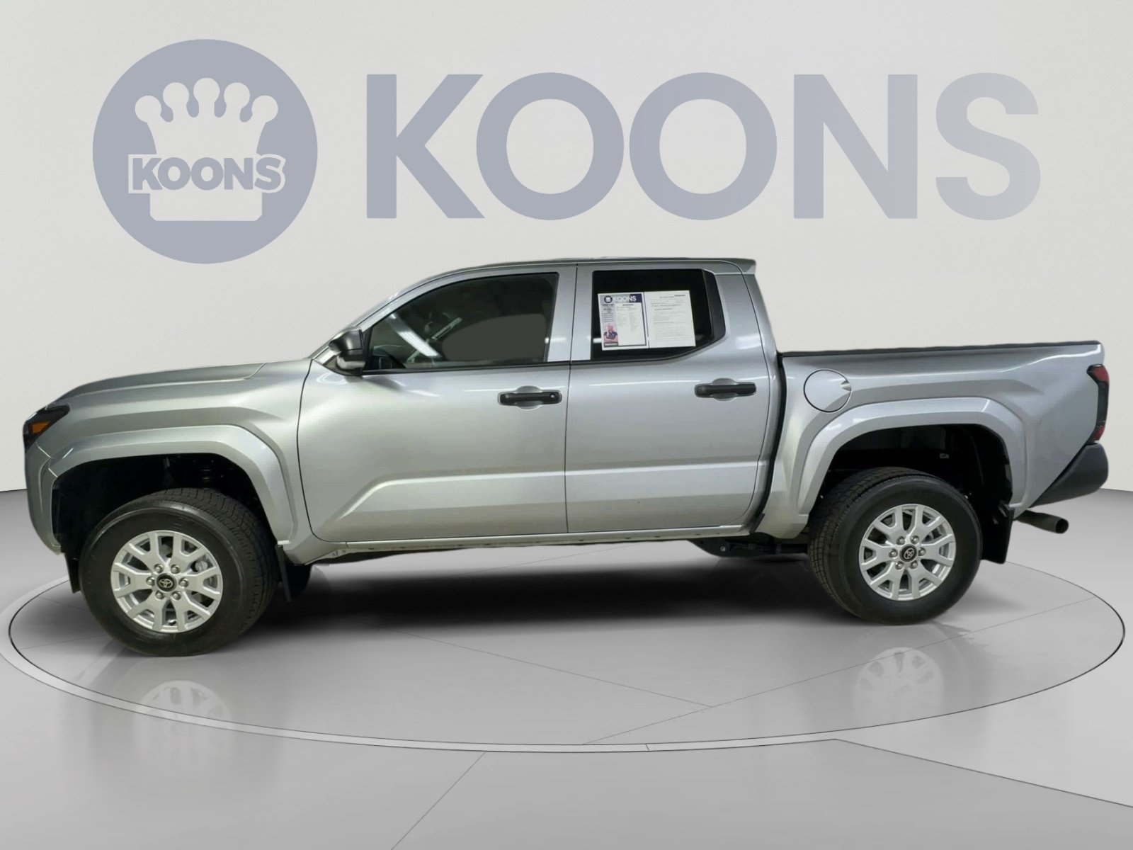 Used 2024 Toyota Tacoma SR AWD/4WD image 7