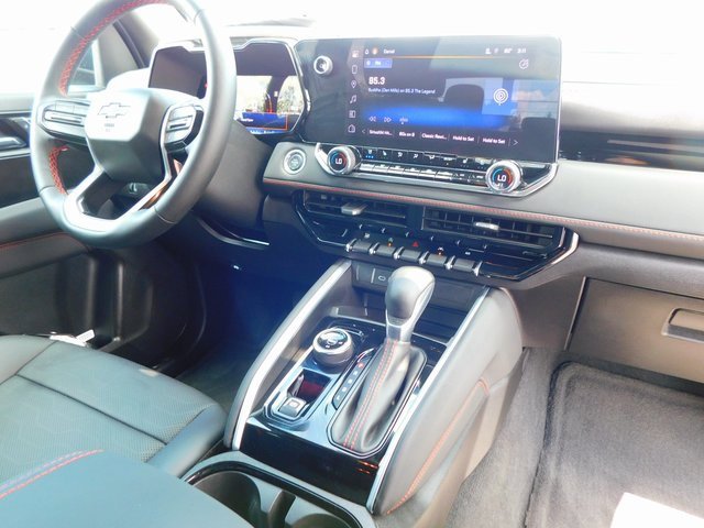 Used 2025 Chevrolet Colorado Z71 w/ Z71 Convenience Package 2 image 22