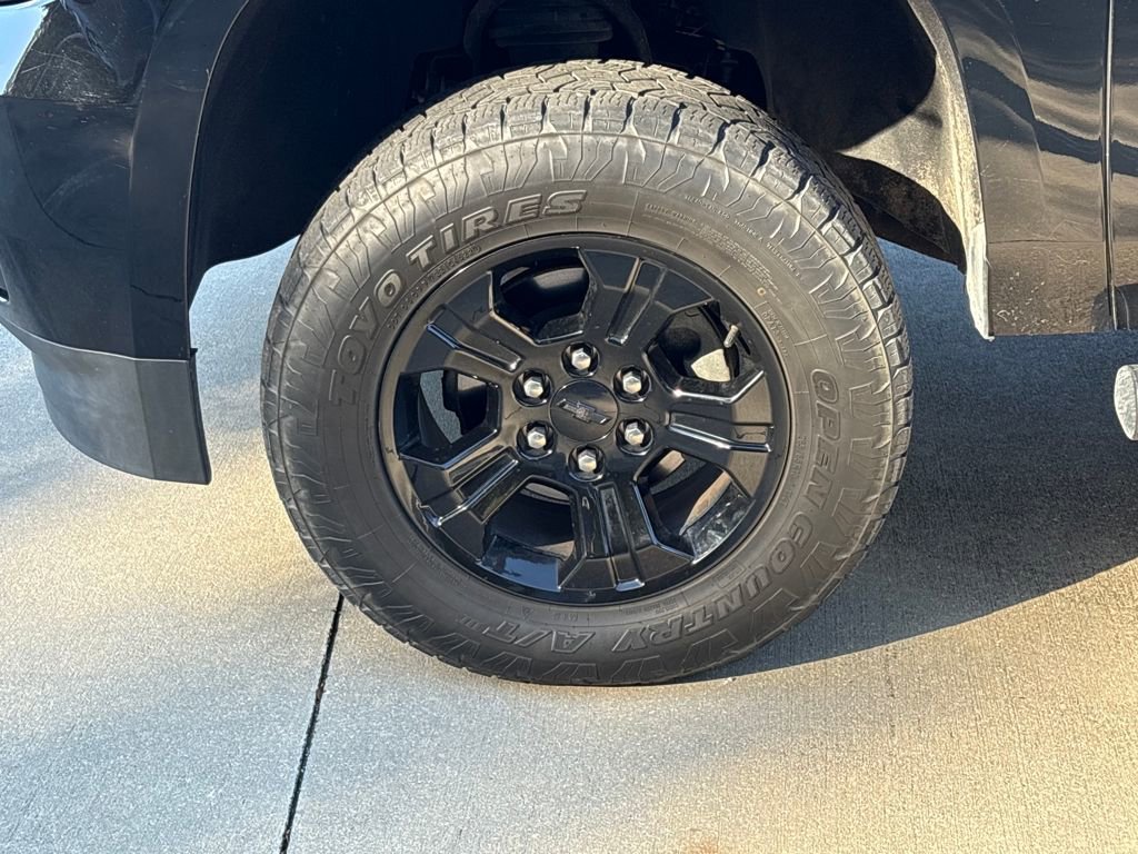 Used 2019 Chevrolet Tahoe LS image 12