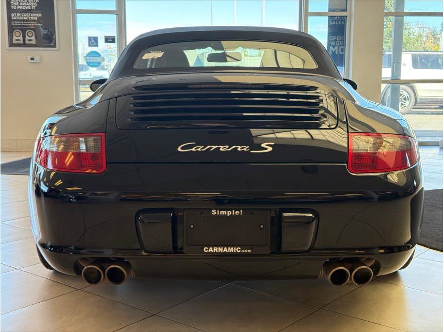 Used 2005 Porsche 911 Carrera S RWD image 15