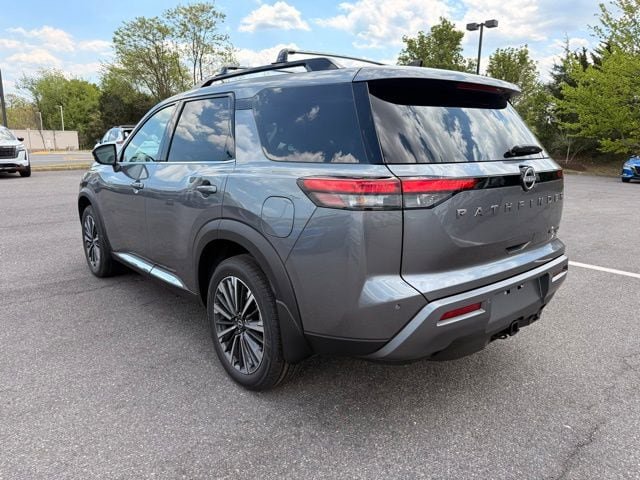 New 2026 Nissan Pathfinder Platinum w/ Cargo Package AWD/4WD image 7