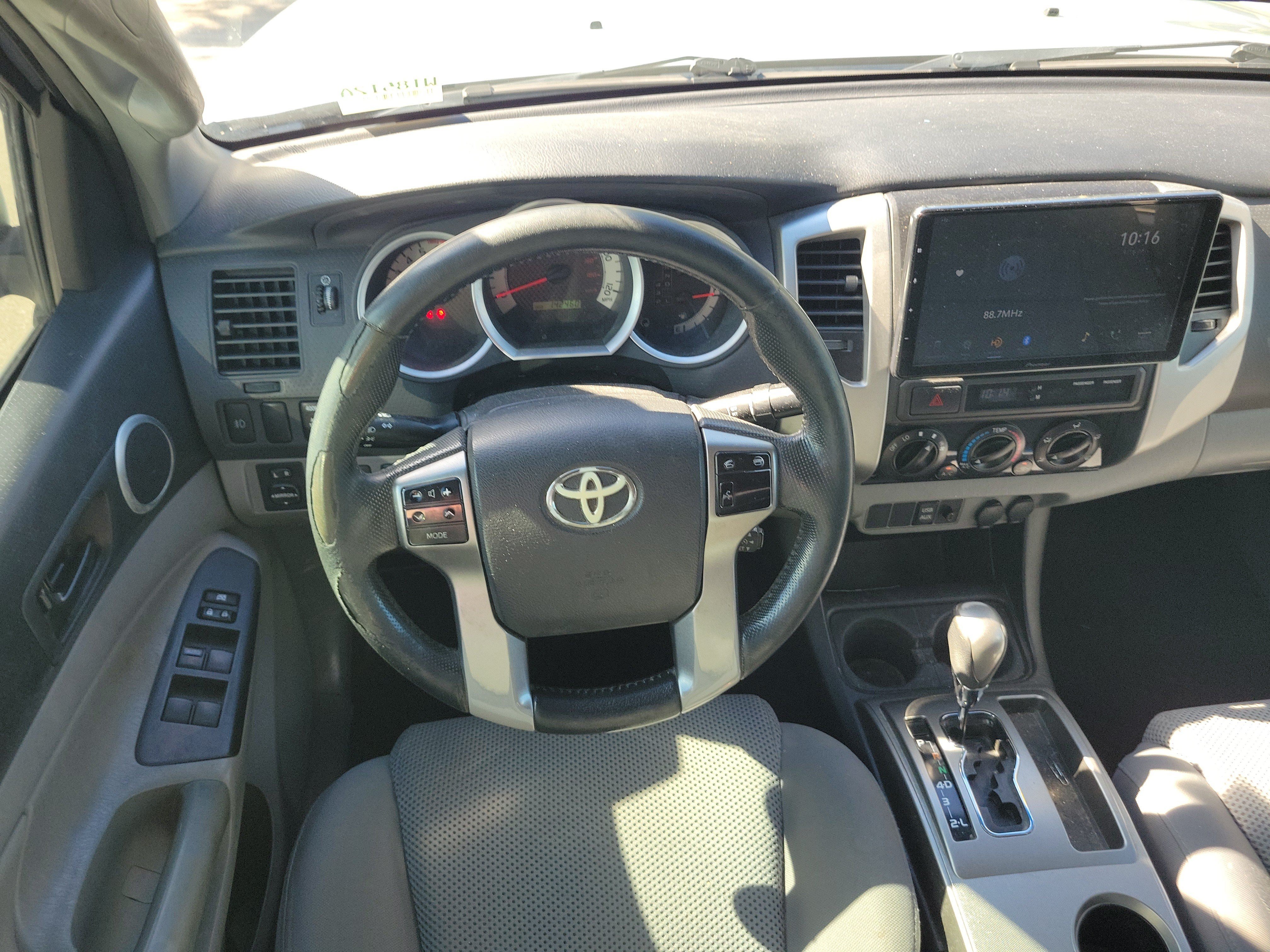 Used 2012 Toyota Tacoma PreRunner w/ TRD Sport Pkg RWD image 17