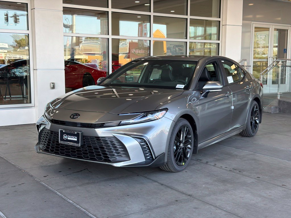 New 2026 Toyota Camry SE w/ Convenience Package FWD image 2