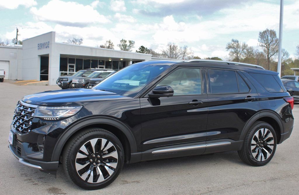 Used 2025 Ford Explorer Platinum w/ LUX Leather Package image 3