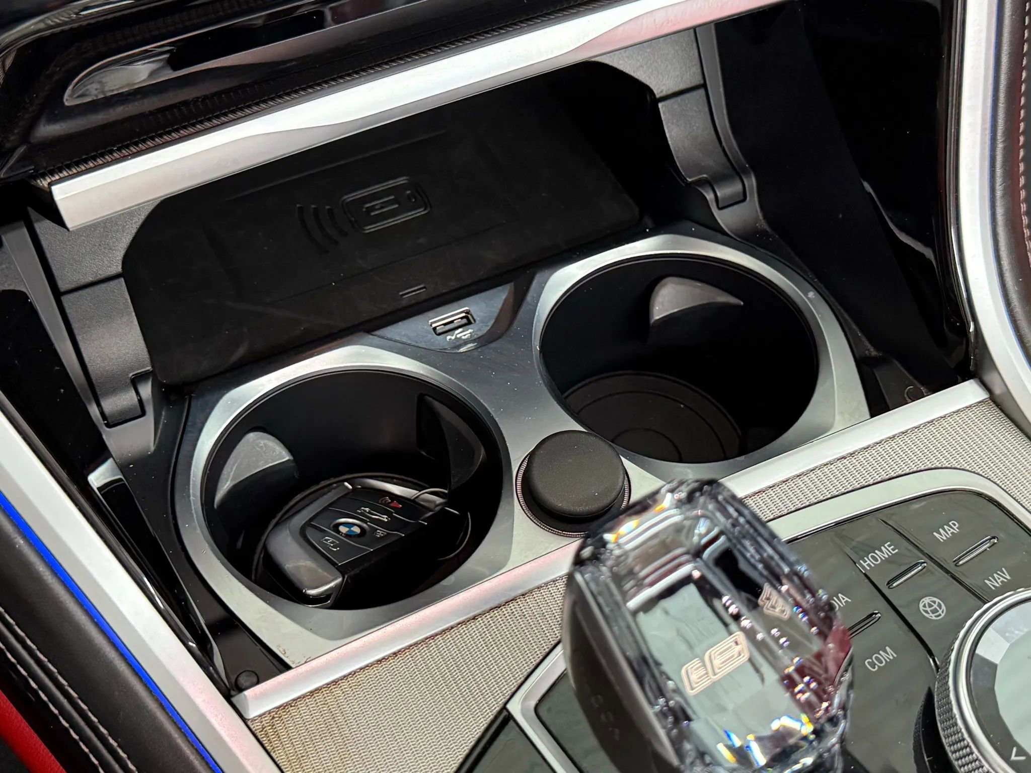 Used 2019 BMW M850i xDrive Convertible w/ Driver Assistance Package image 29