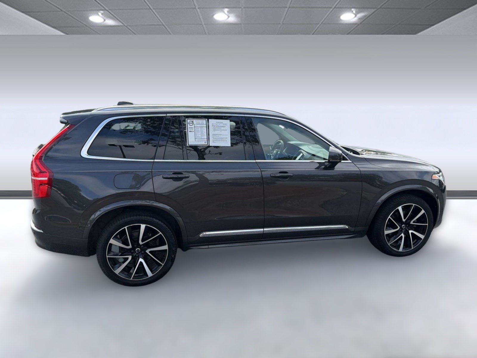 Certified 2023 Volvo XC90 B6 Plus AWD/4WD image 8
