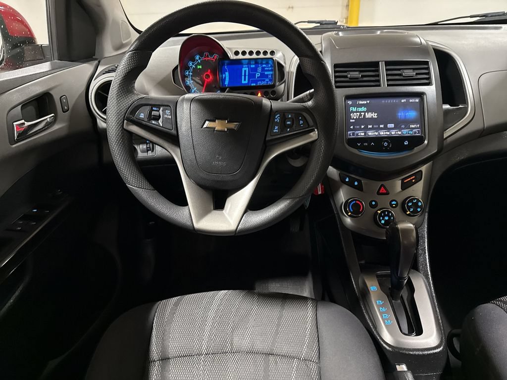 Used 2015 Chevrolet Sonic LT FWD image 11