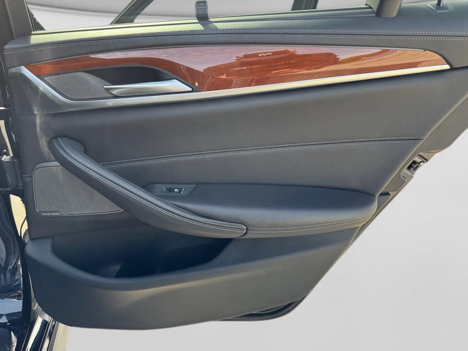 Used 2021 BMW M5 w/ Executive Package AWD/4WD image 31