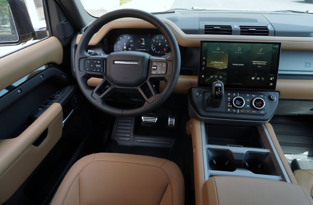 New 2026 Land Rover Defender 130 X AWD/4WD image 17