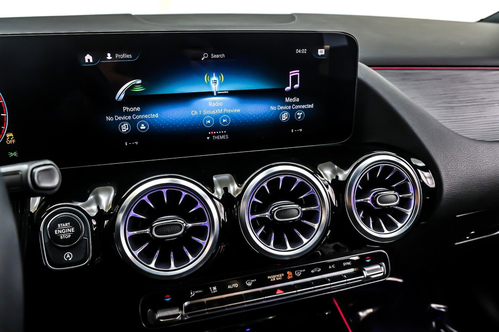 Certified 2023 Mercedes-Benz GLA 250 4MATIC w/ Premium Package image 20