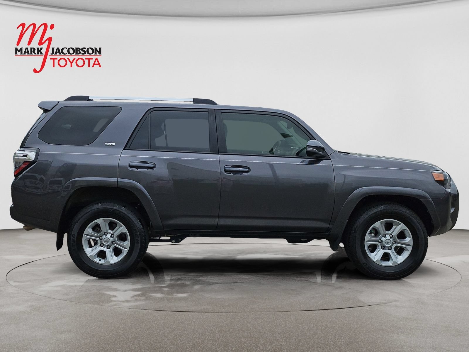 Used 2023 Toyota 4Runner SR5 Premium w/ Moonroof Package RWD image 4