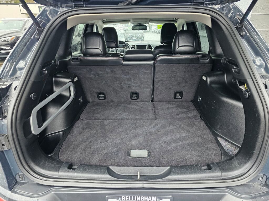 Used 2016 Jeep Cherokee Trailhawk w/ Leather Interior Group image 15