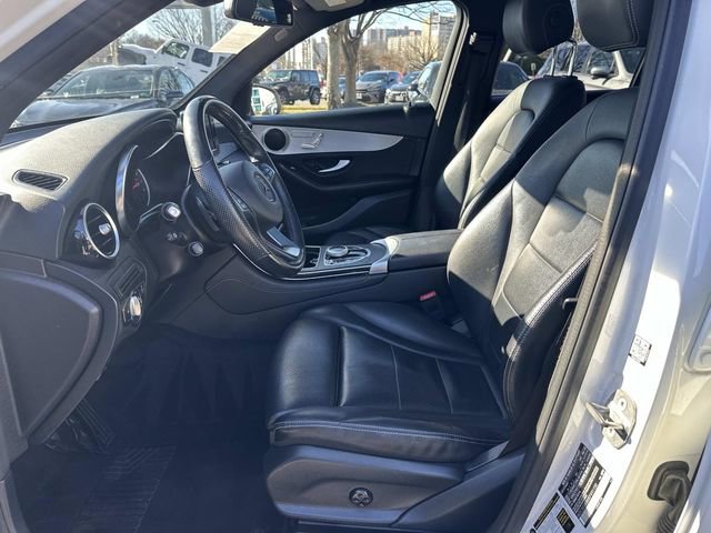 Used 2019 Mercedes-Benz GLC 300 GLC 300 image 17