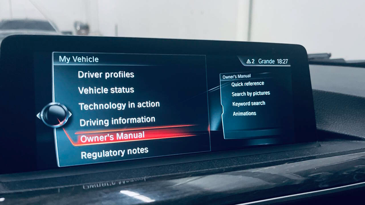 Used 2017 BMW 330i Sedan RWD image 31