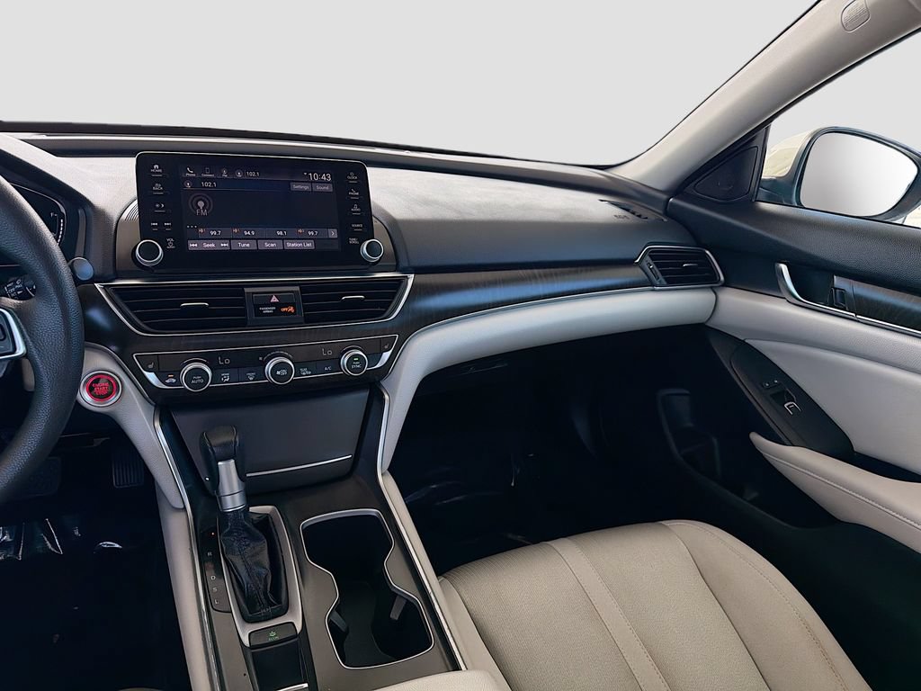 Used 2018 Honda Accord EX image 23