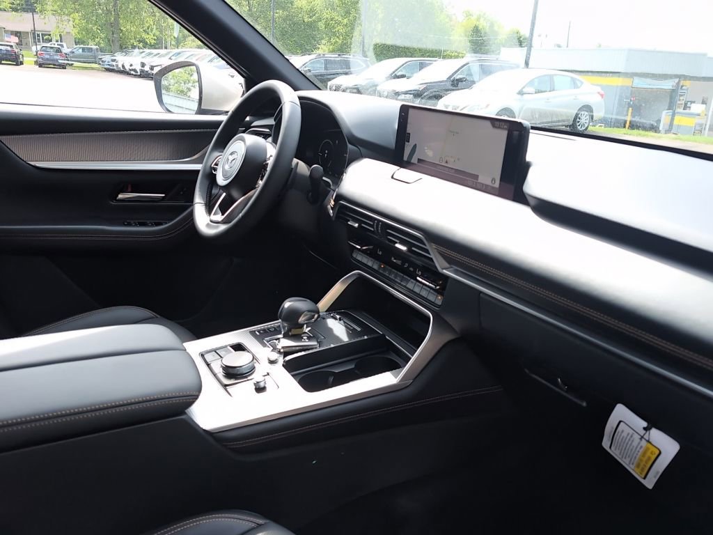 New 2026 MAZDA CX-90 Plug-In Hybrid w/ Premium Plus AWD/4WD image 9