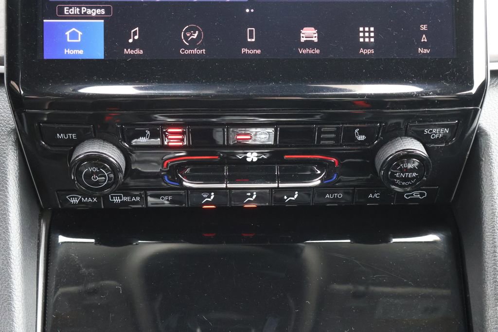 Used 2024 Jeep Grand Cherokee Limited image 19