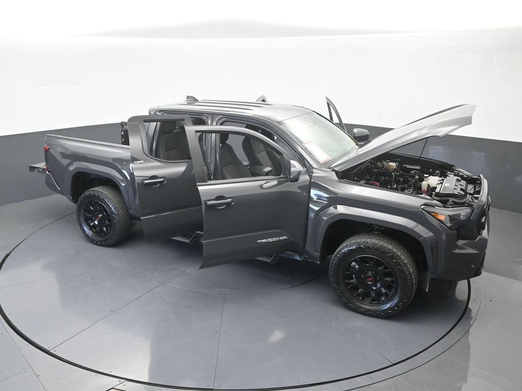 Used 2025 Toyota Tacoma SR5 RWD image 76