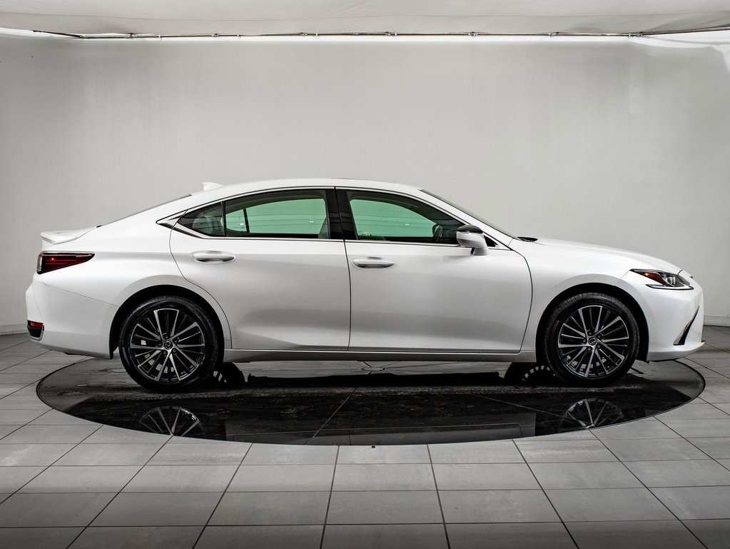 Certified 2023 Lexus ES 250 w/ Premium Package image 11
