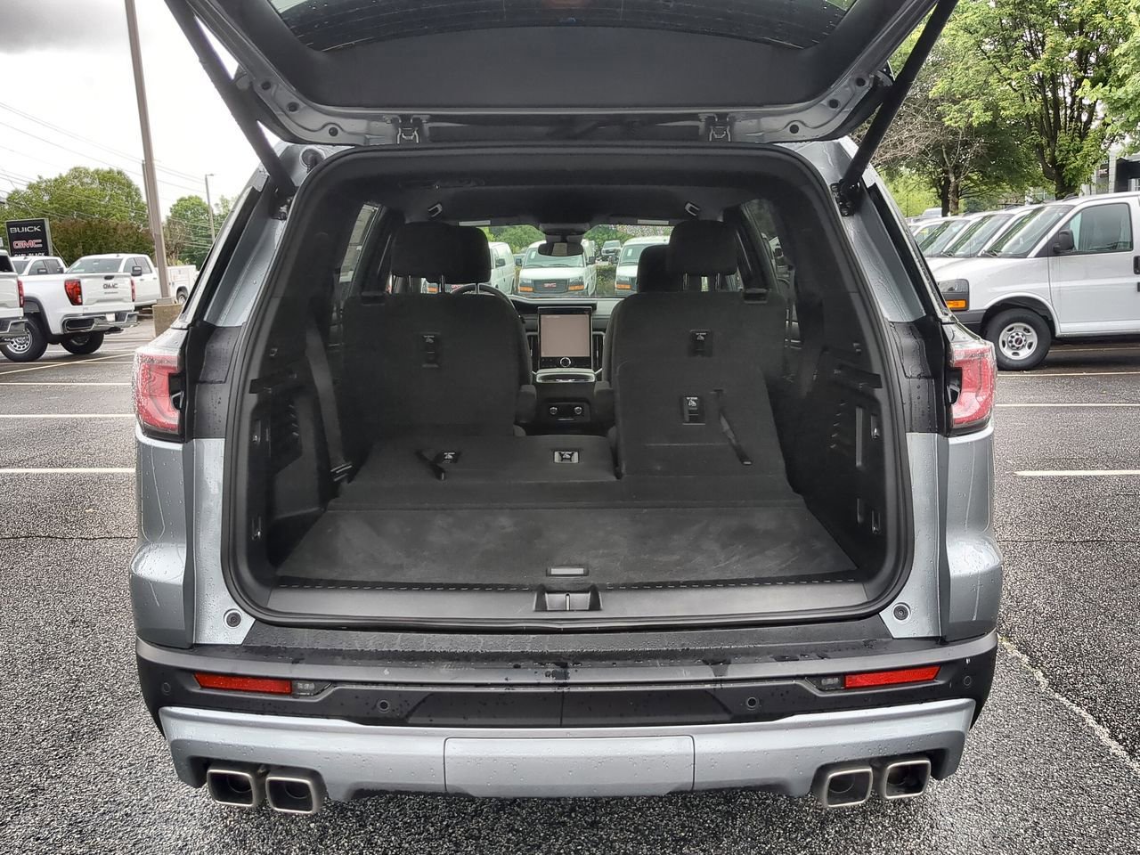 Used 2025 GMC Acadia Elevation image 26