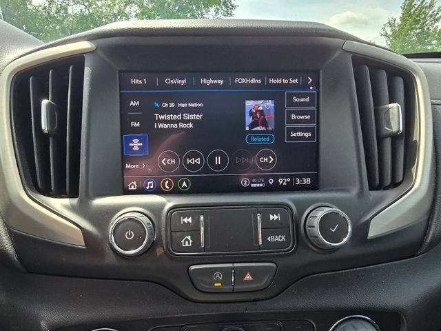 Used 2023 GMC Terrain Denali w/ Denali Premium Package AWD/4WD image 25