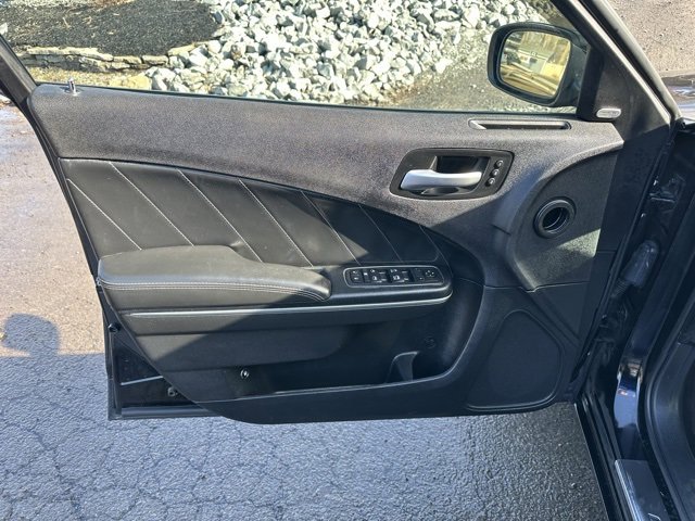 Used 2015 Dodge Charger R/T w/ Plus Group image 26