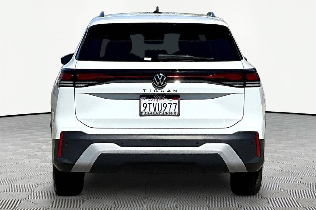 Used 2025 Volkswagen Tiguan S FWD image 5