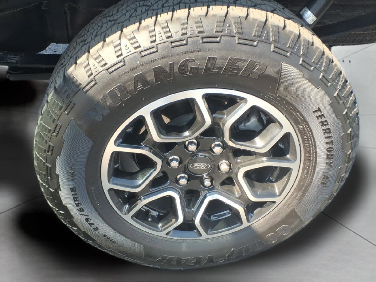 Used 2023 Ford F150 XLT w/ Equipment Group 302A High image 14