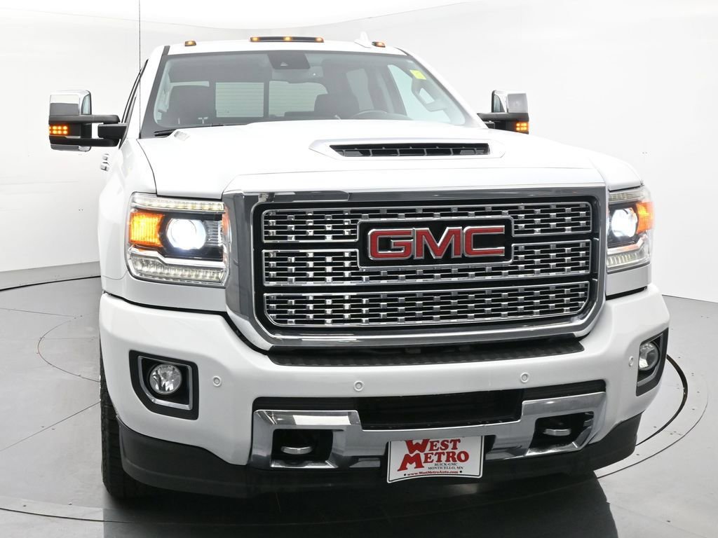 Used 2019 GMC Sierra 3500 Denali w/ Duramax Plus Package AWD/4WD image 24