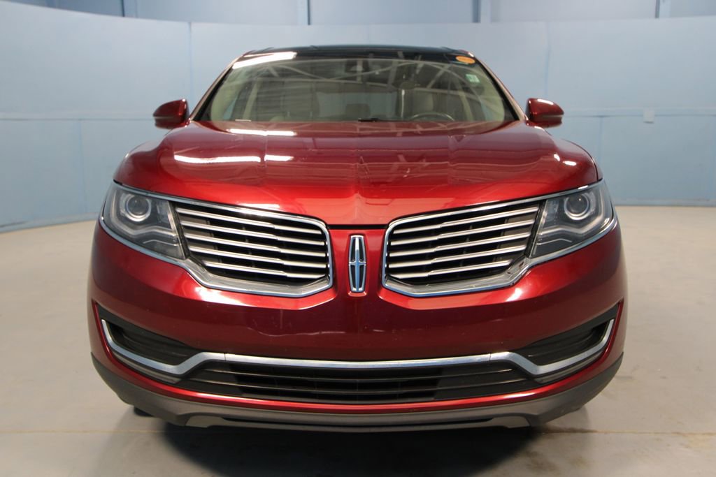 Used 2016 Lincoln MKX Reserve w/ Driver Assistance Package image 27