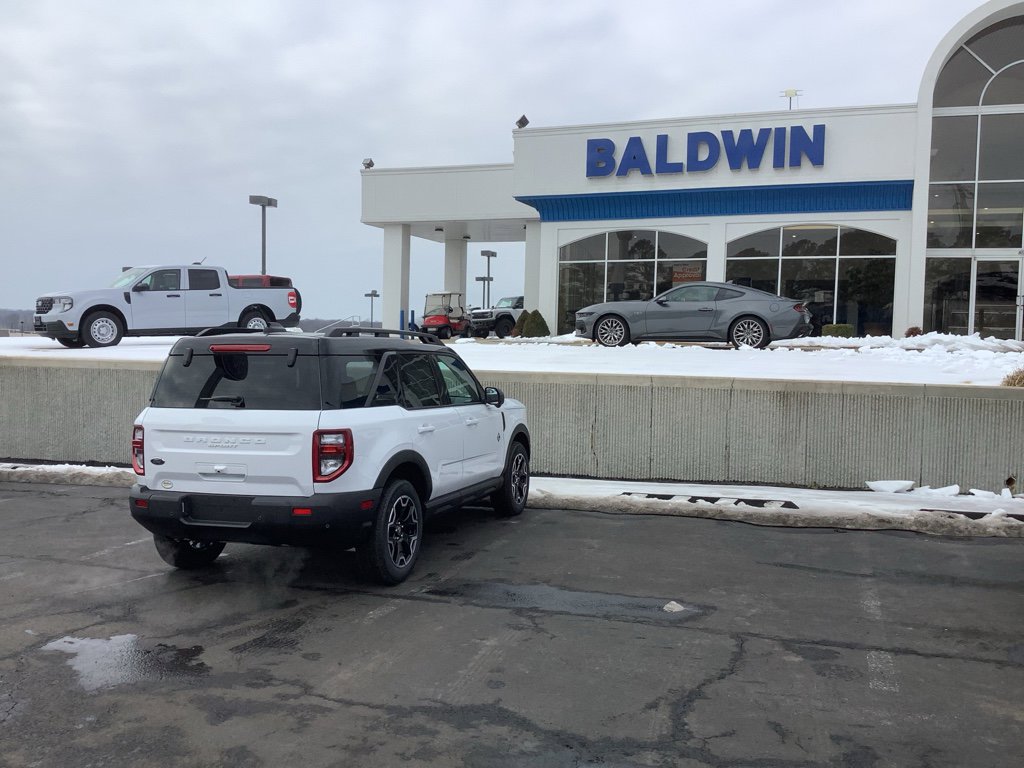 New 2025 Ford Bronco Sport Outer Banks w/ Outer Banks Tech Package+ image 7