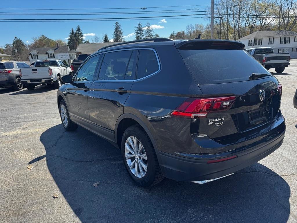 Used 2019 Volkswagen Tiguan SE w/ Panoramic Sunroof Package AWD/4WD image 4