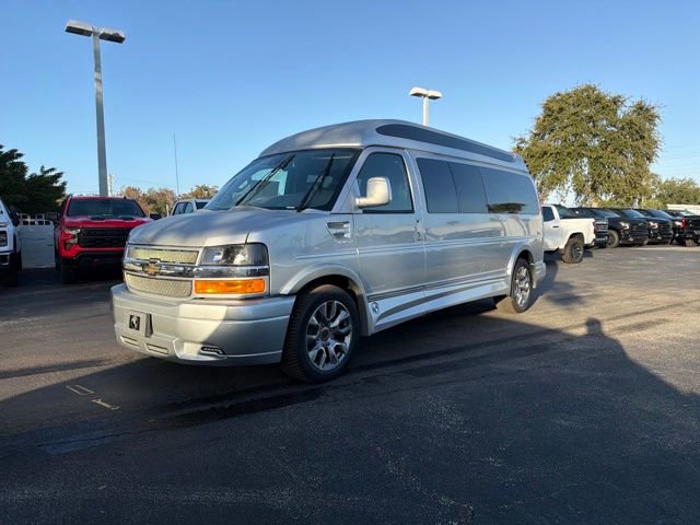 New 2025 Chevrolet Express 2500 Work Van 3D Extended Cargo Van w/ Driver Convenience Package image 2