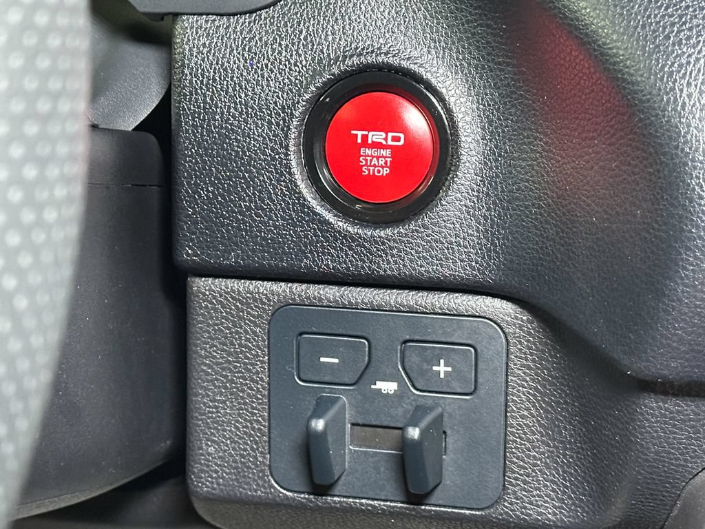 Used 2025 Toyota Tundra SR5 w/ TRD Off-Road Package AWD/4WD image 28
