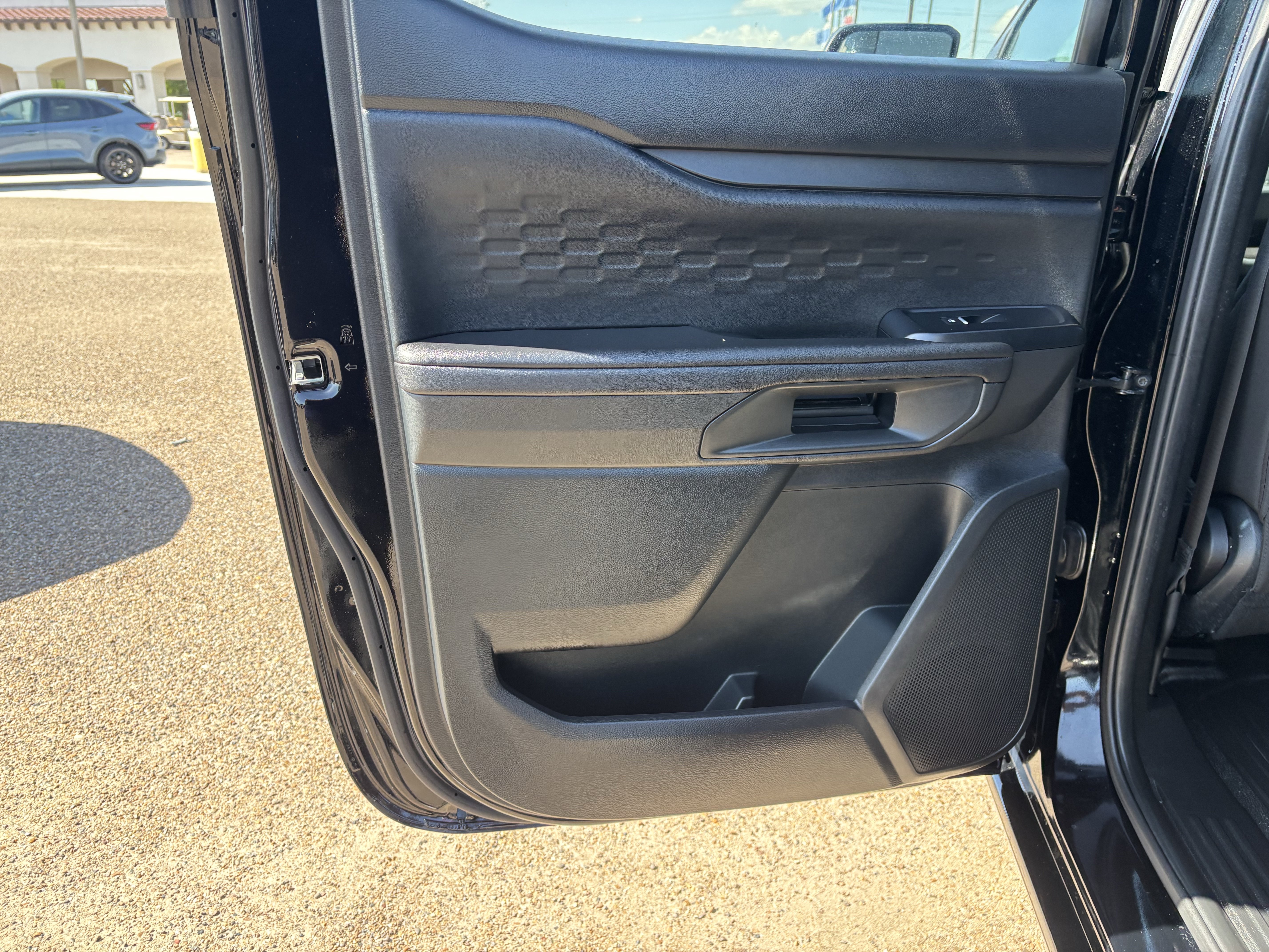 Certified 2025 Ford Ranger XL w/ Trailer Tow Package RWD image 13