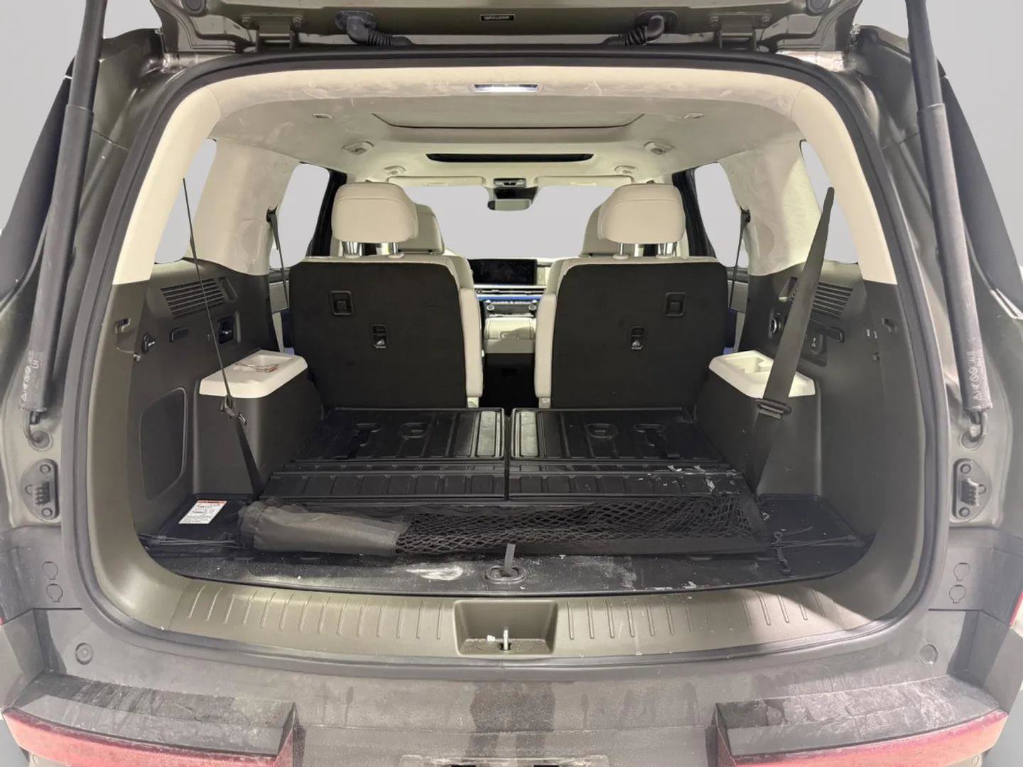 Used 2025 Hyundai Santa Fe Calligraphy AWD/4WD image 42