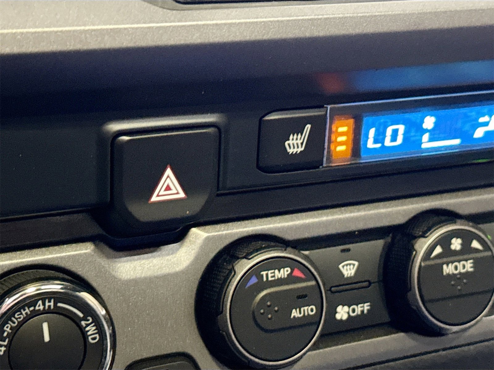 Used 2021 Toyota Tacoma TRD Sport image 21