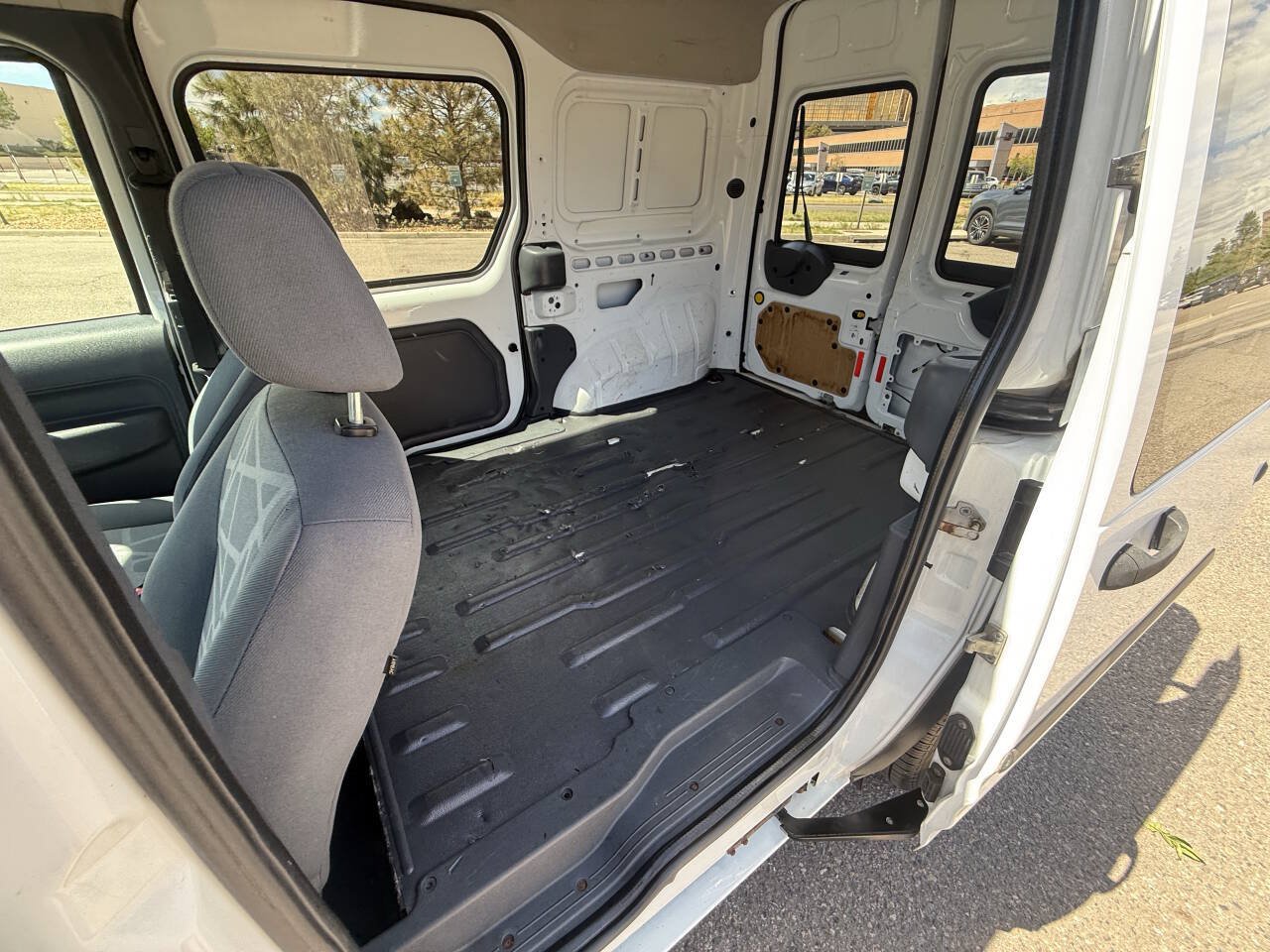 Used 2012 Ford Transit Connect XL FWD image 22