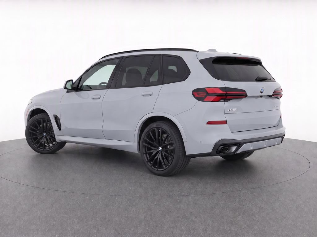 Certified 2026 BMW X5 xDrive40i w/ M Sport Package AWD/4WD image 30