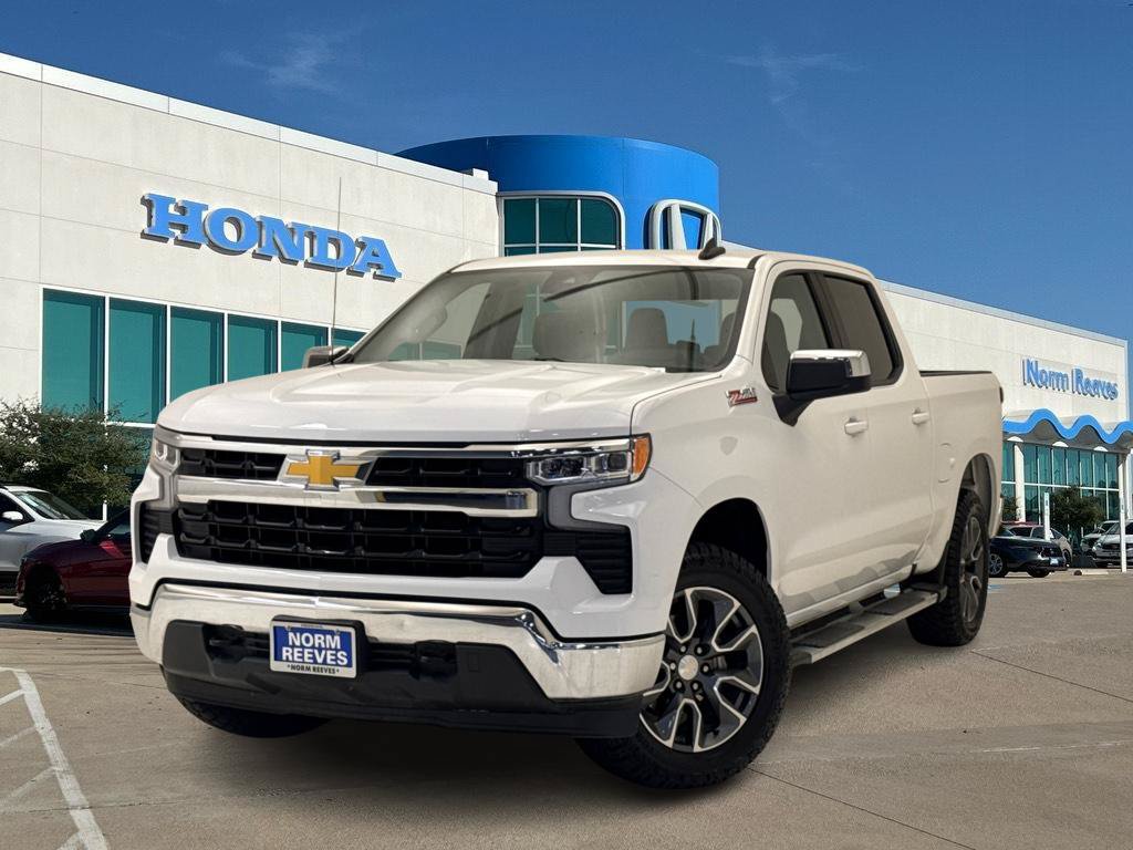 Used 2023 Chevrolet Silverado 1500 LT w/ Z71 Off-Road Package AWD/4WD image 1