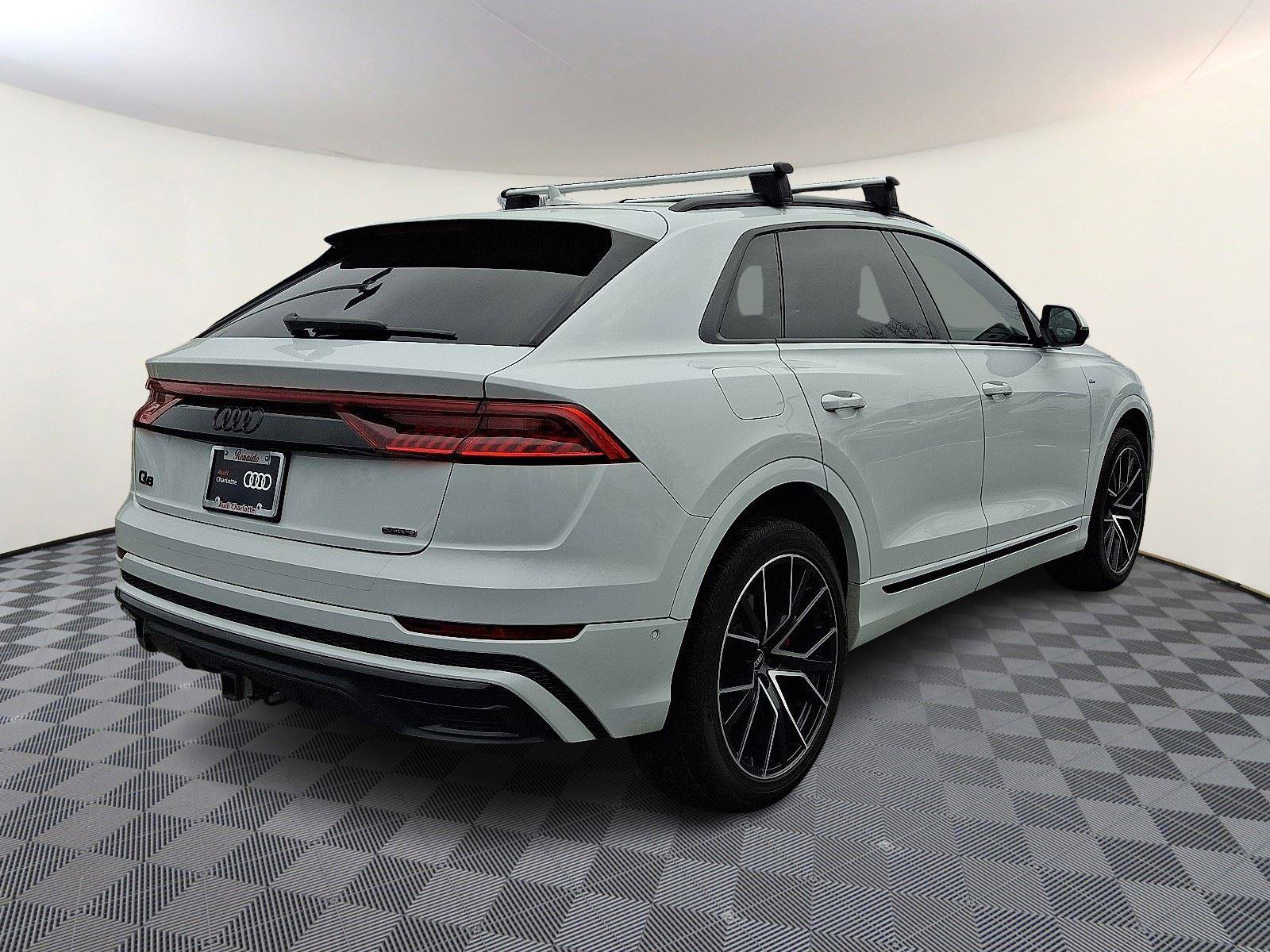 Used 2021 Audi Q8 Premium Plus w/ Premium Plus Package image 6