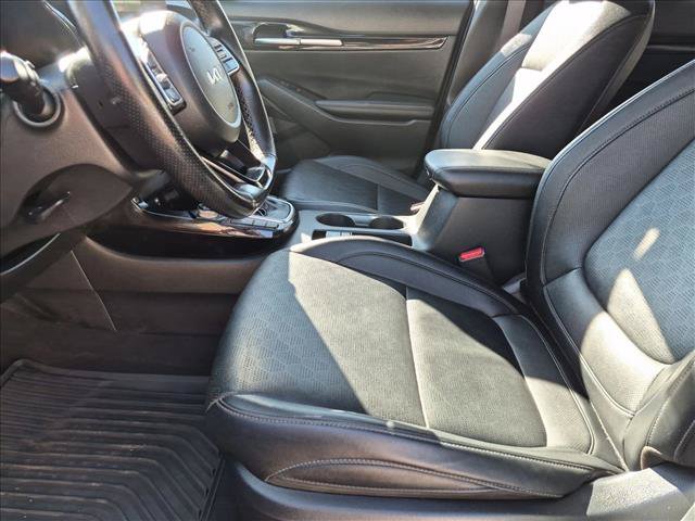 Used 2023 Kia Seltos SX w/ SX Sunroof Package AWD/4WD image 16