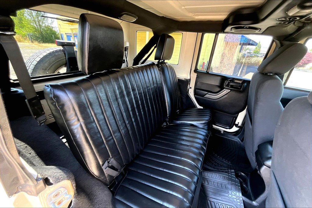 Used 2011 Jeep Wrangler Unlimited Sport AWD/4WD image 20