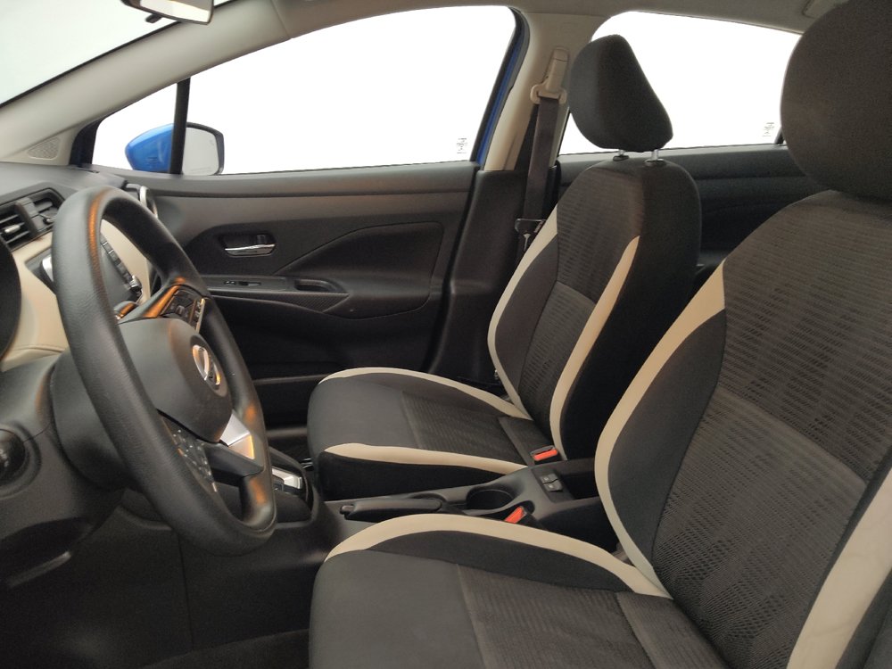 Used 2021 Nissan Versa SV FWD image 18