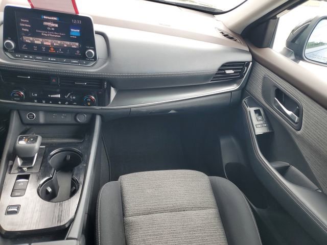 Certified 2023 Nissan Rogue SV FWD image 27