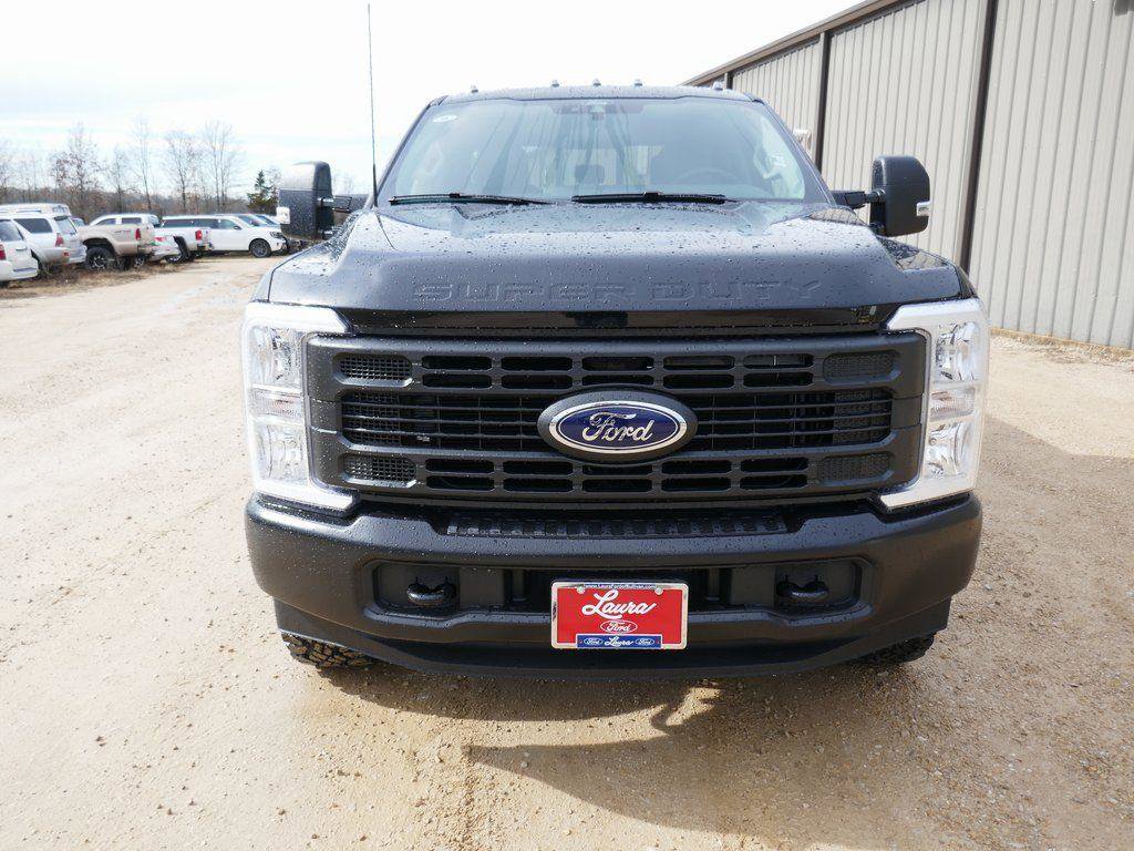 New 2026 Ford F250 XL w/ XL Off-Road Package image 8