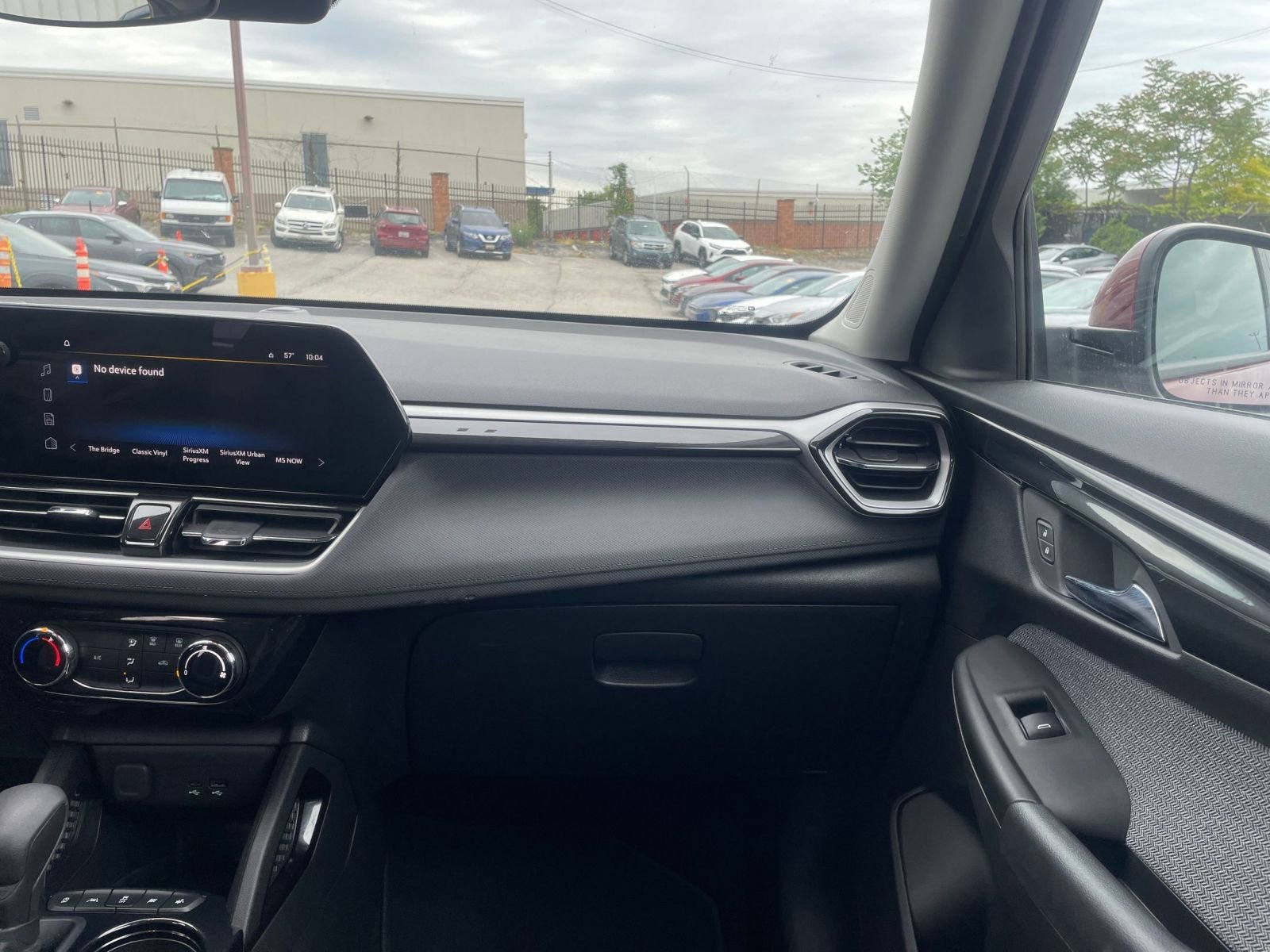 Used 2025 Chevrolet TrailBlazer LT FWD image 34